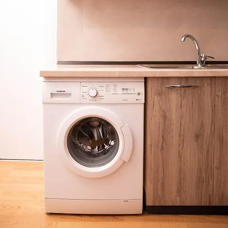 Apartman Suprem Modern Near Center, Self Check-in & Fast Wi-fi *