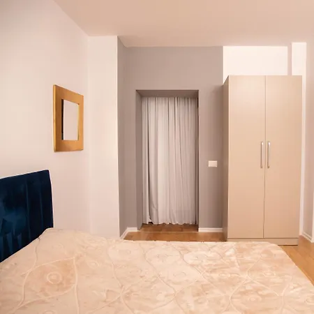 Daire Suprem Modern Near Center, Self Check-in & Fast Wi-fi *
